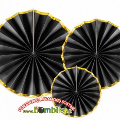 Juodų su auksiniais krašteliais dekoracijų rinkinys.